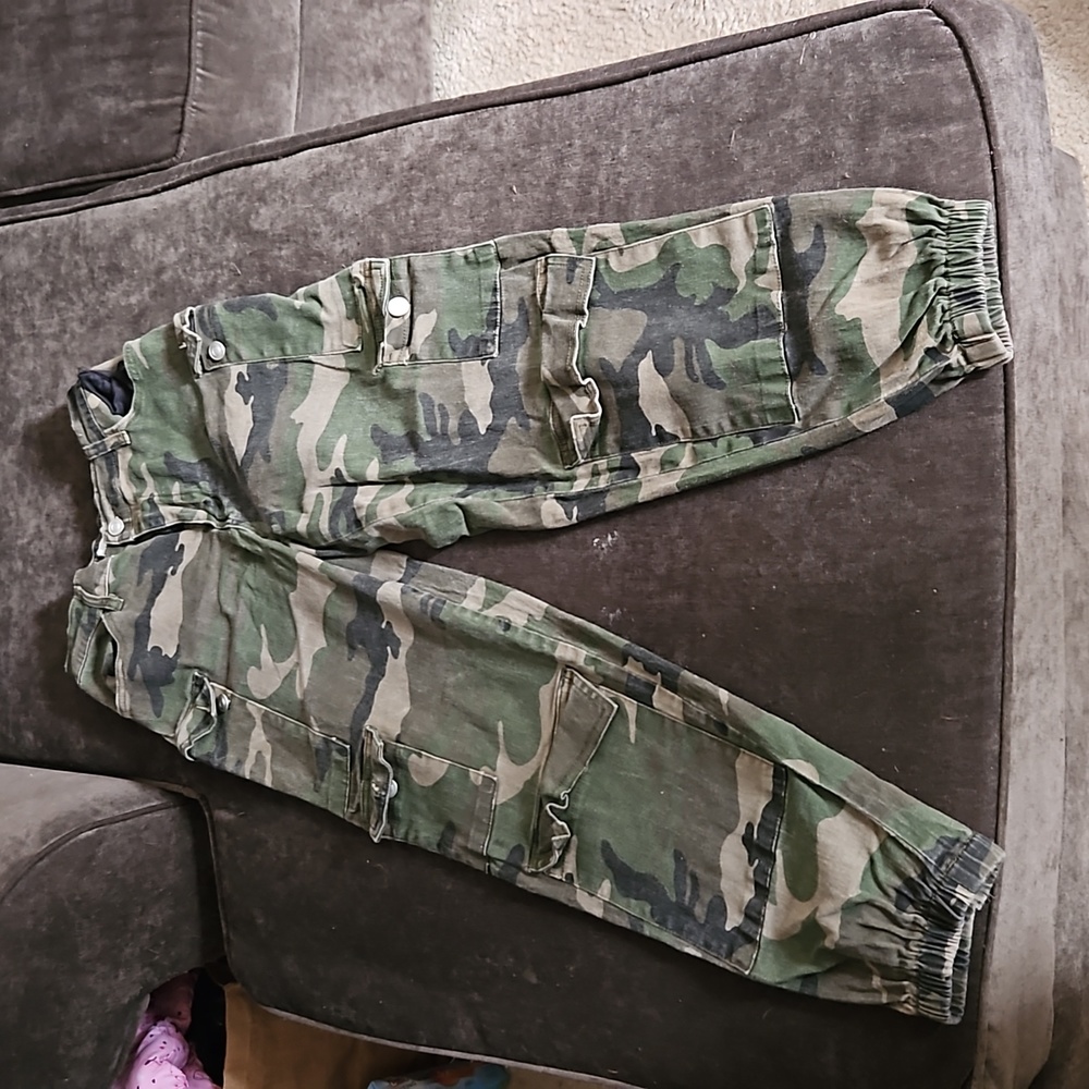 Camo jeans